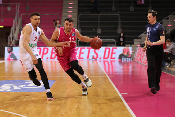 新援的战术 新援的战术