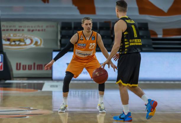 他的进攻 他的进攻