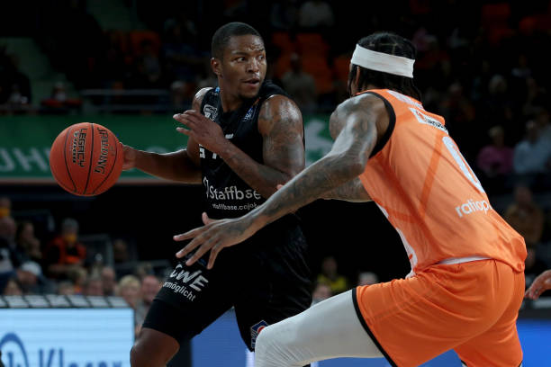 实现四连胜 实现四连胜